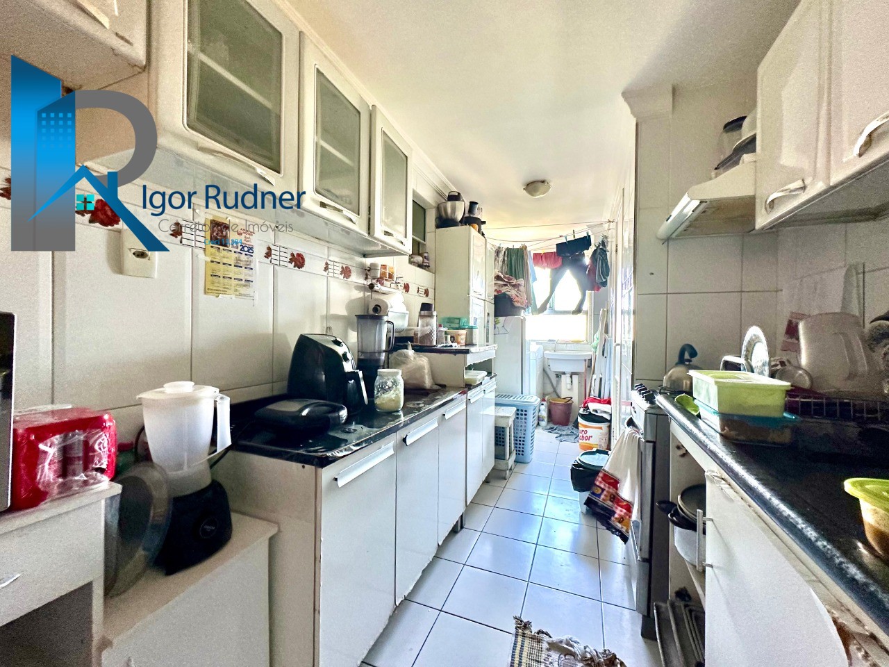 Apartamento à venda com 2 quartos, 70m² - Foto 11