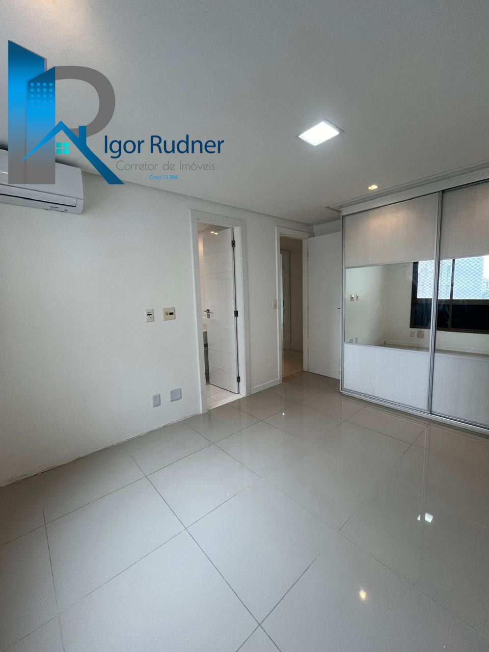 Apartamento à venda com 4 quartos, 190m² - Foto 14