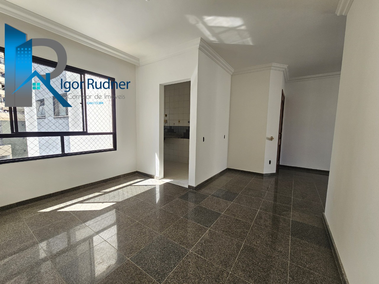 Apartamento à venda com 3 quartos, 97m² - Foto 9