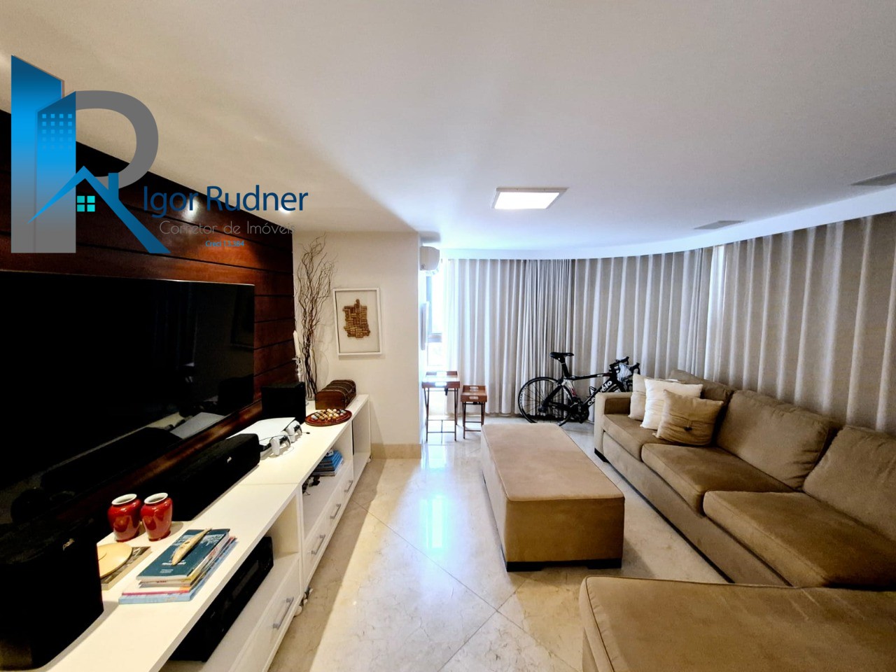 Apartamento à venda com 4 quartos, 232m² - Foto 10