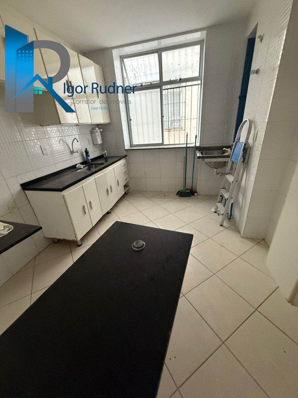 Apartamento à venda com 3 quartos, 76m² - Foto 8