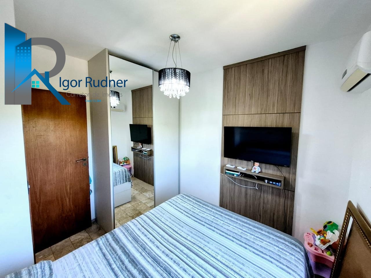 Apartamento à venda com 3 quartos, 135m² - Foto 29