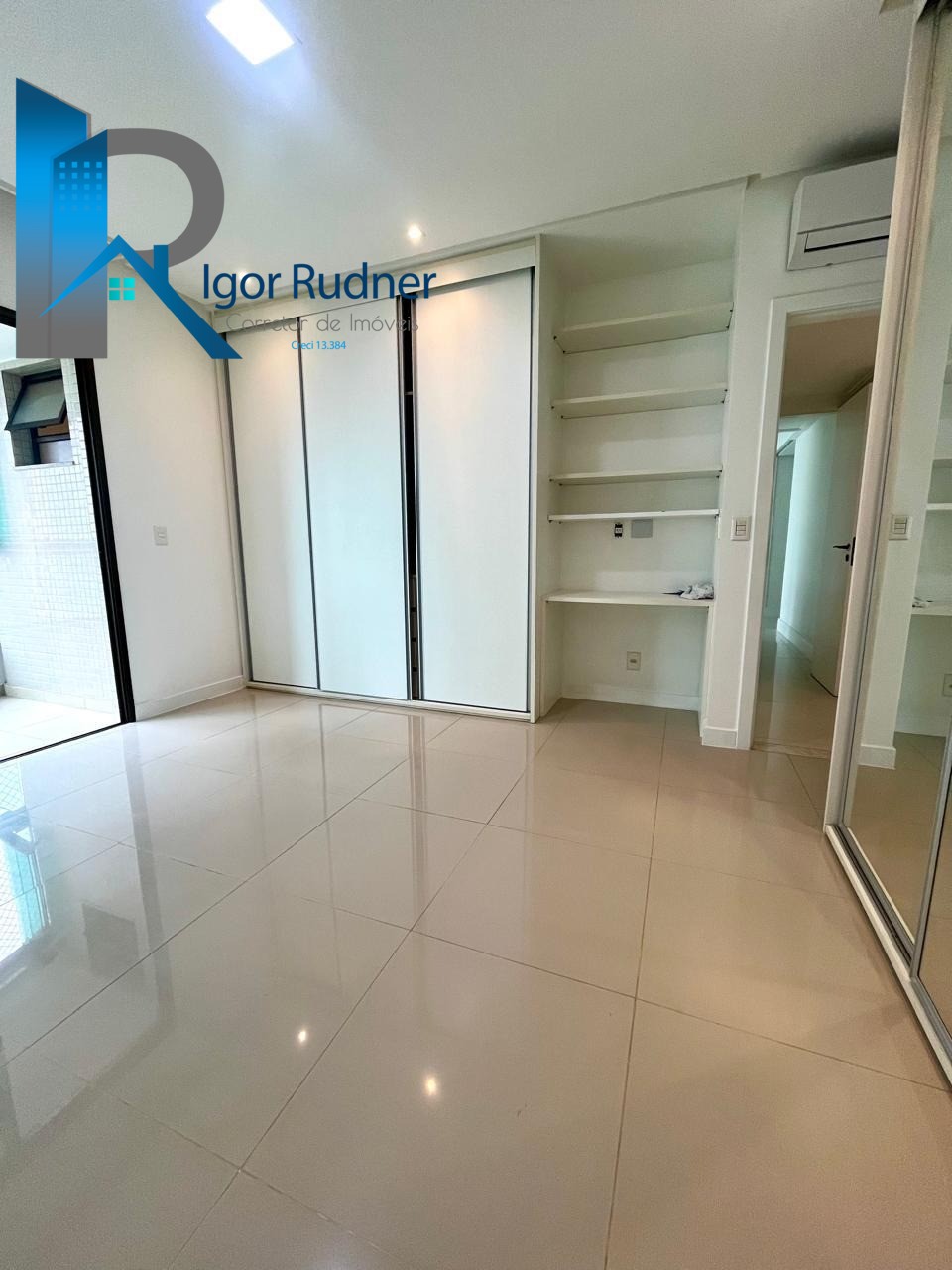 Apartamento à venda com 4 quartos, 190m² - Foto 15