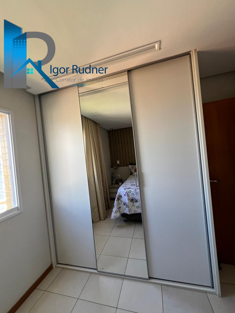 Apartamento à venda com 2 quartos, 70m² - Foto 11