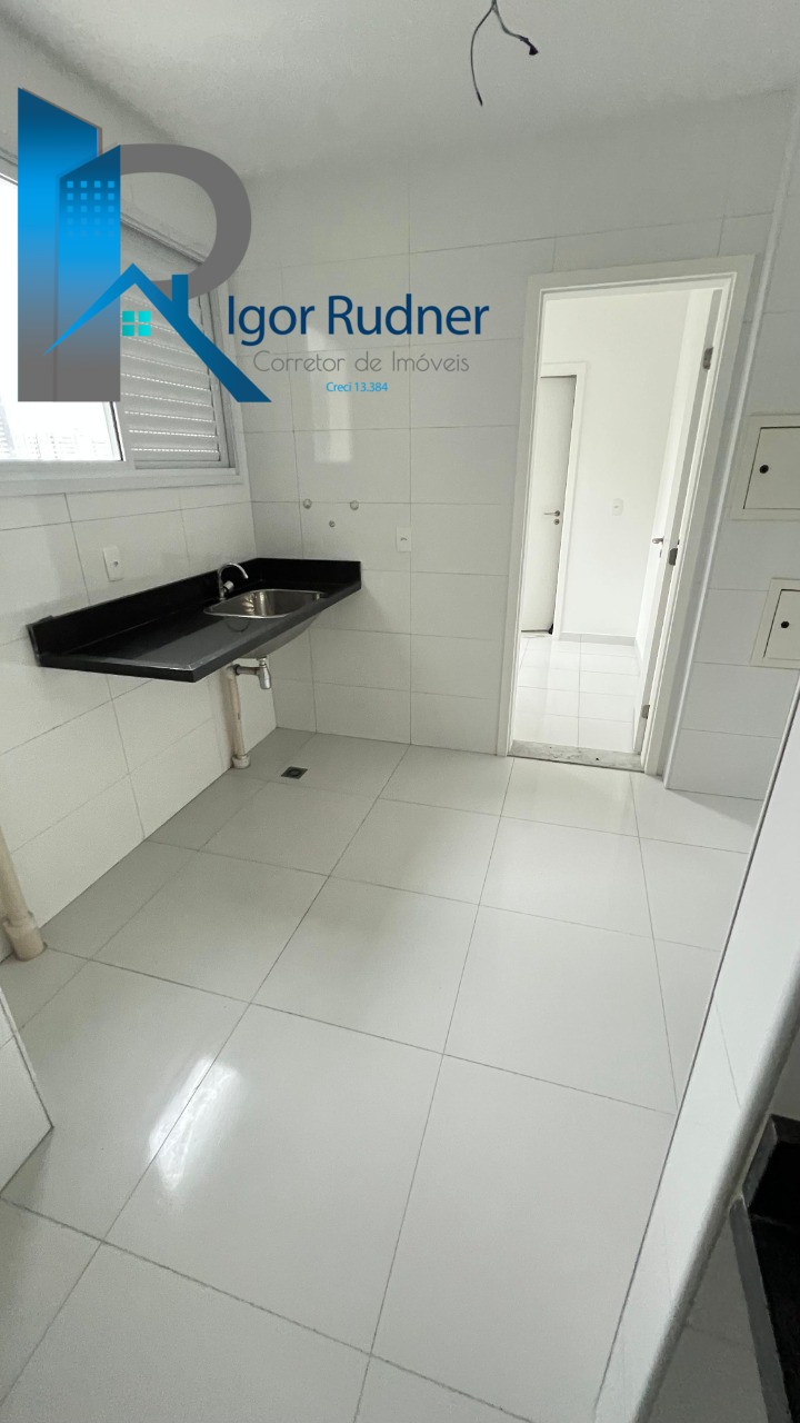 Apartamento à venda com 3 quartos, 204m² - Foto 14