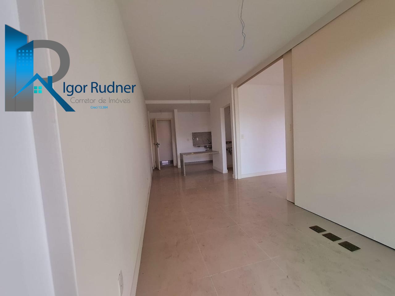 Apartamento à venda com 1 quarto, 51m² - Foto 32