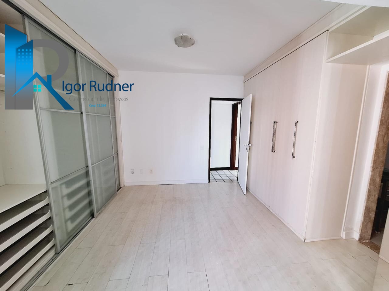 Apartamento à venda com 4 quartos, 168m² - Foto 17