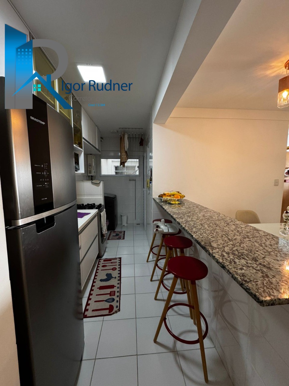 Apartamento à venda com 2 quartos, 63m² - Foto 5