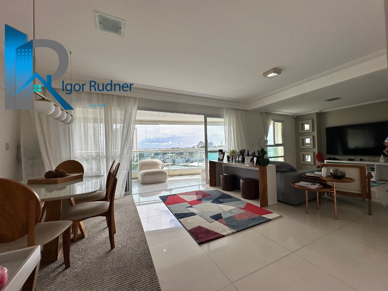 Apartamento à venda com 3 quartos, 143m² - Foto 4
