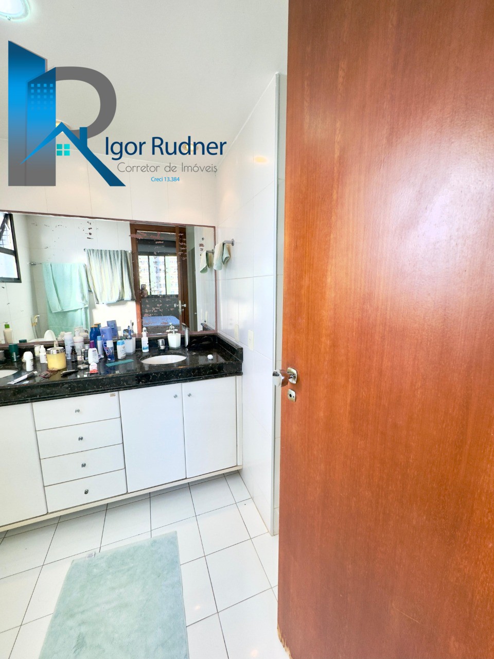 Apartamento à venda com 3 quartos, 180m² - Foto 14