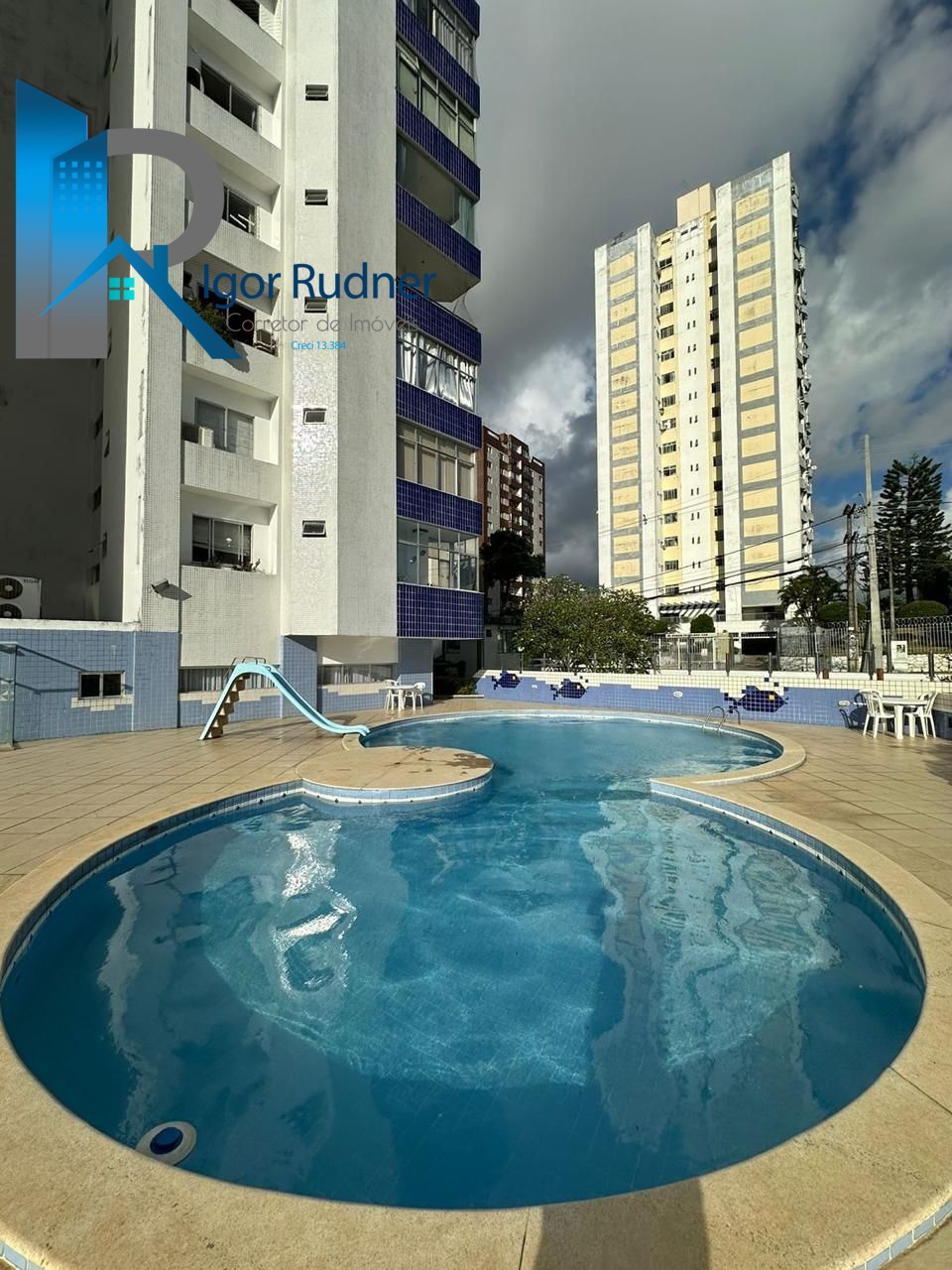 Apartamento à venda com 3 quartos, 270m² - Foto 25