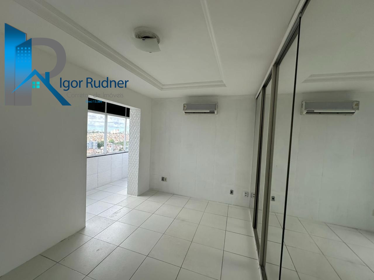 Apartamento à venda com 3 quartos, 270m² - Foto 7