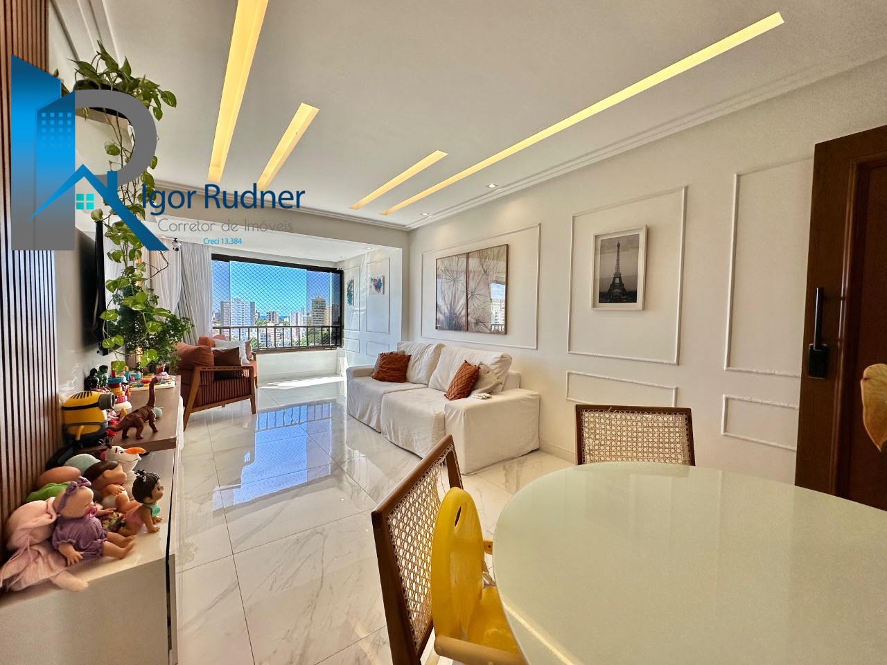 Apartamento à venda com 2 quartos, 83m² - Foto 2