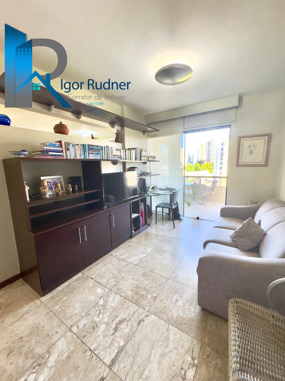 Apartamento à venda com 3 quartos, 180m² - Foto 3