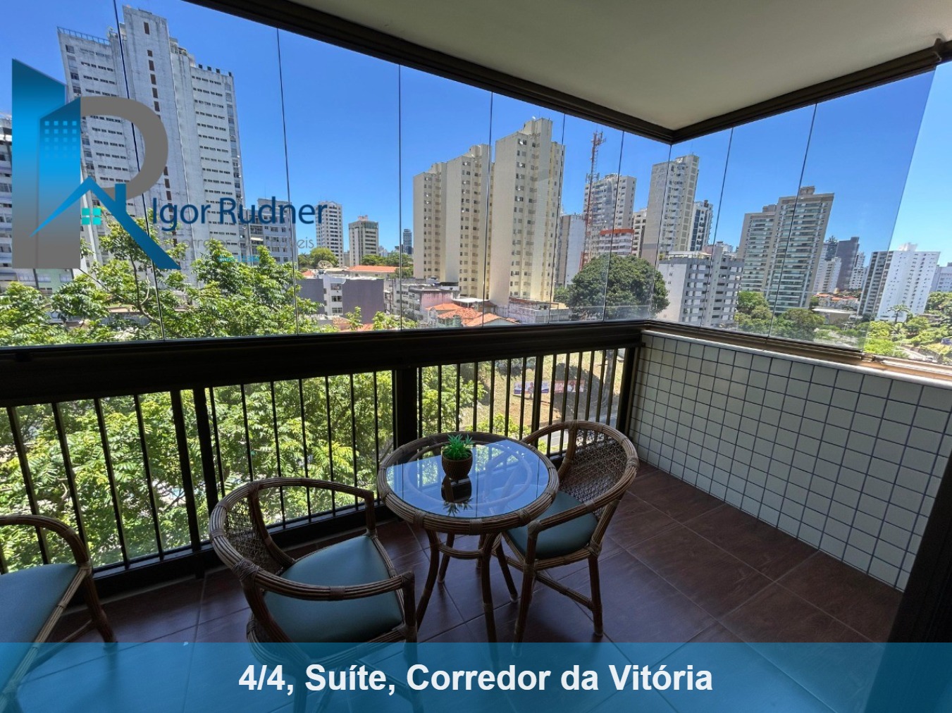 Apartamento à venda com 4 quartos, 183m² - Foto 1