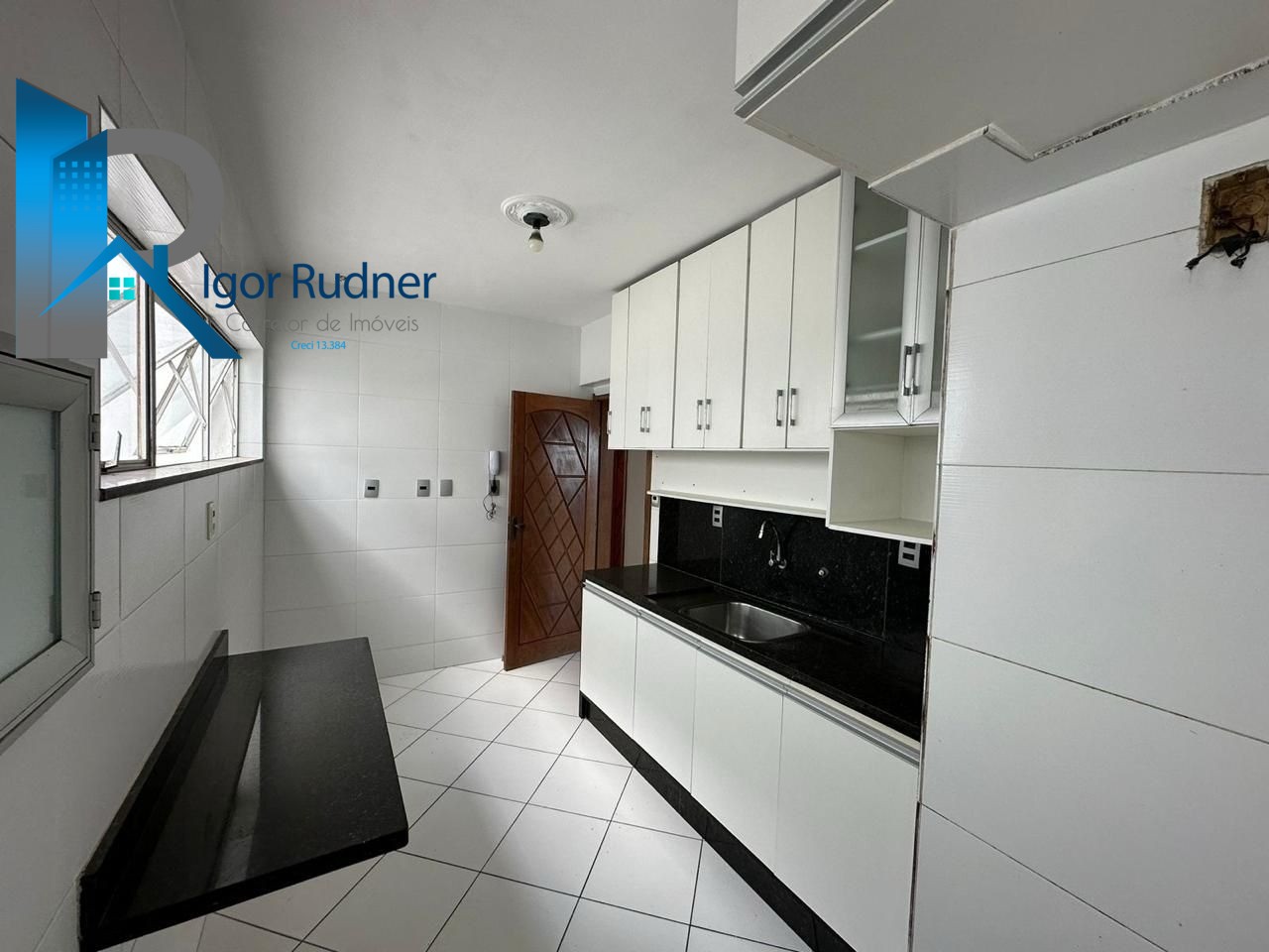 Apartamento à venda com 3 quartos, 270m² - Foto 12