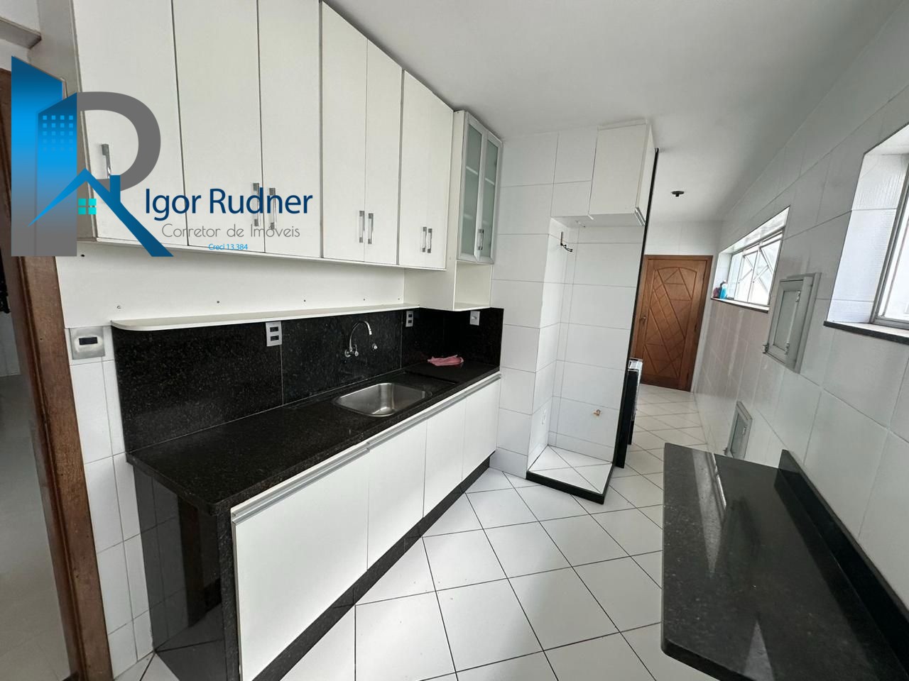 Apartamento à venda com 3 quartos, 270m² - Foto 13