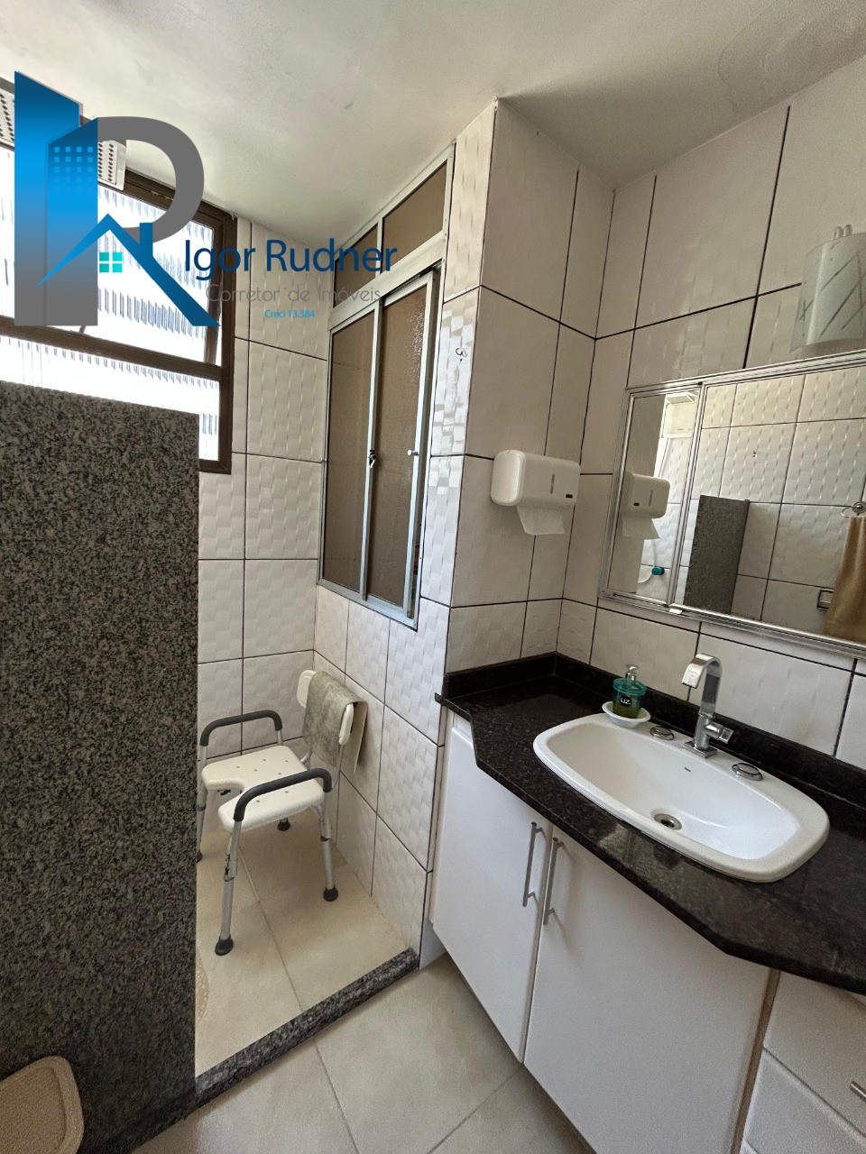 Apartamento à venda com 4 quartos, 183m² - Foto 17