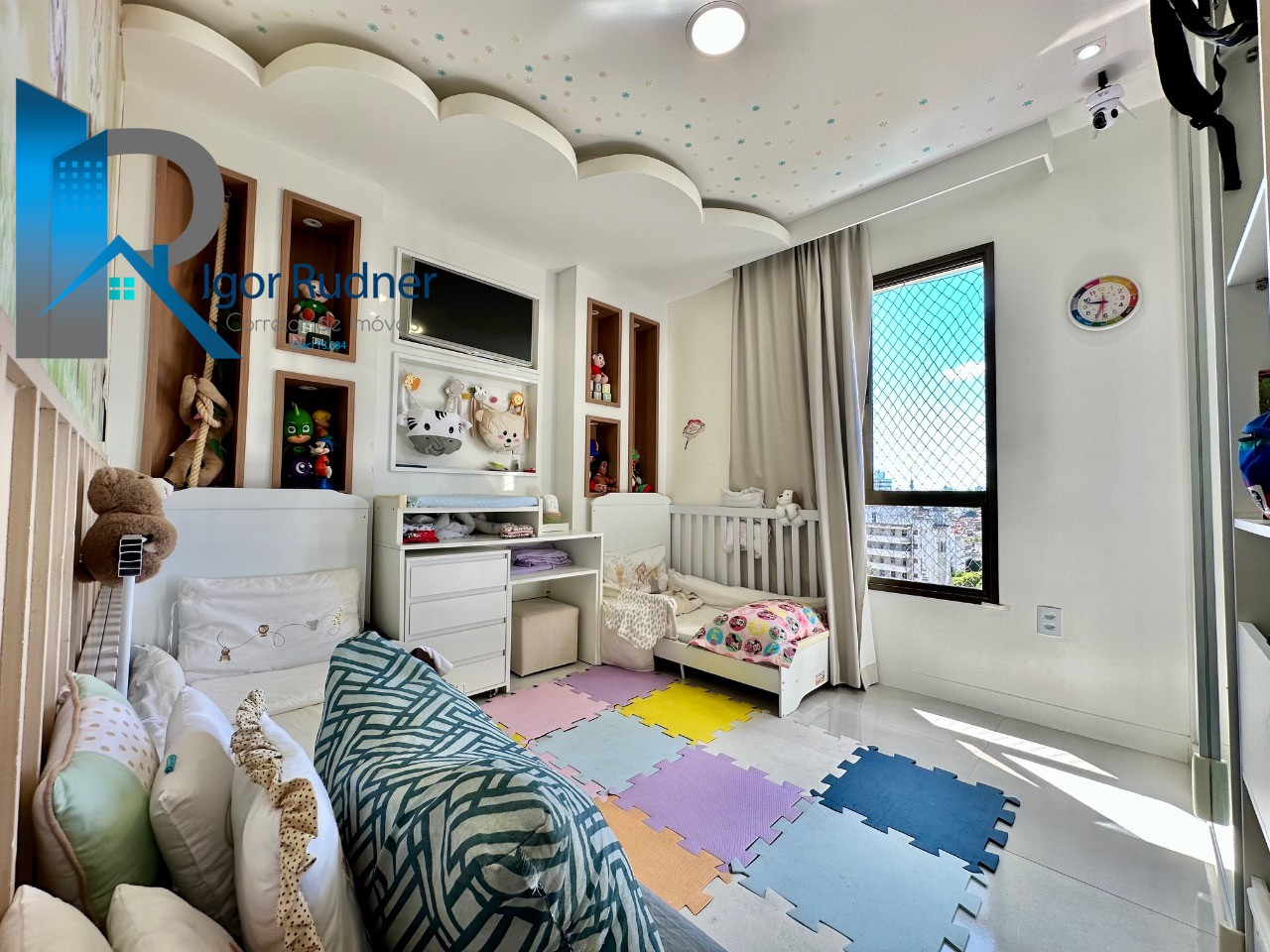 Apartamento à venda com 2 quartos, 83m² - Foto 4