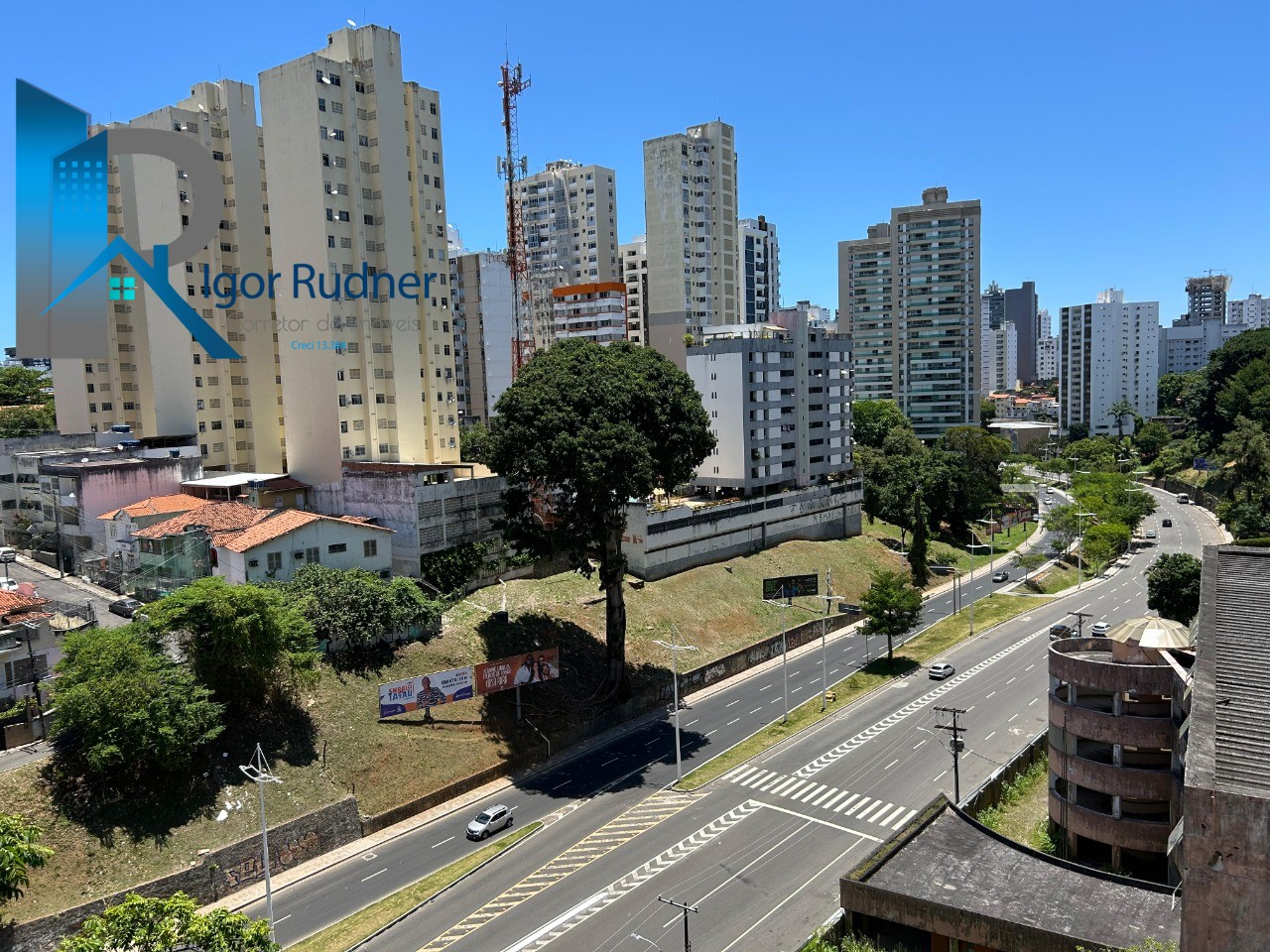 Apartamento à venda com 4 quartos, 183m² - Foto 2