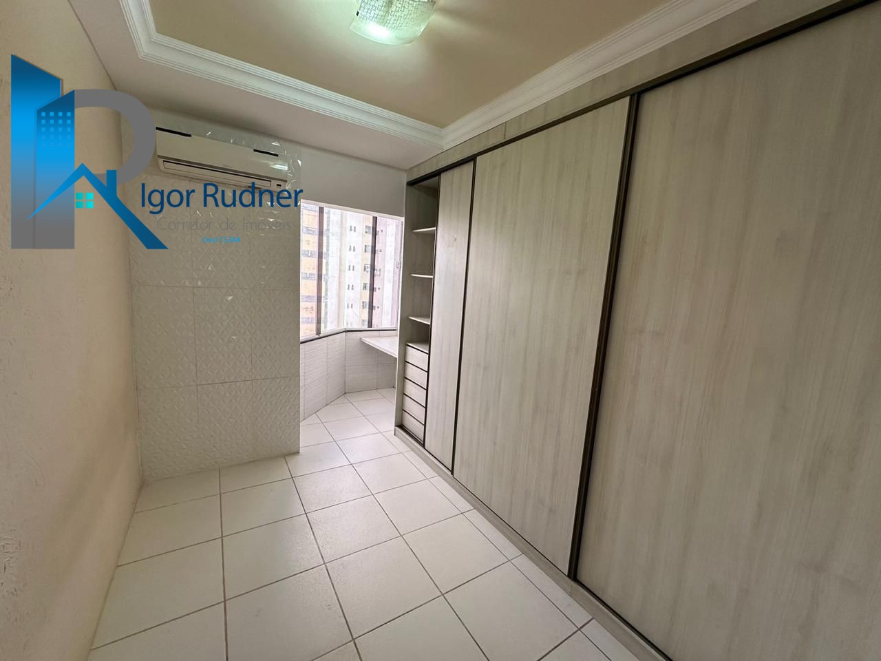 Apartamento à venda com 3 quartos, 270m² - Foto 11