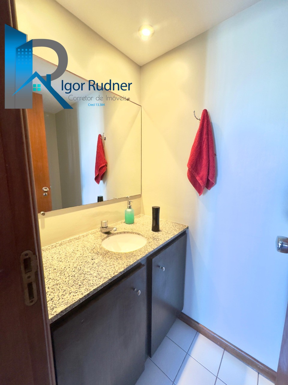 Apartamento à venda com 3 quartos, 180m² - Foto 7