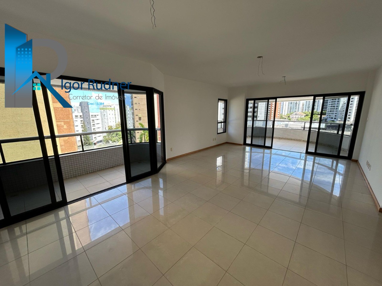 Apartamento à venda com 4 quartos, 175m² - Foto 4