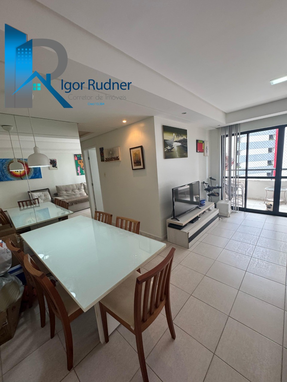 Apartamento à venda com 2 quartos, 70m² - Foto 2