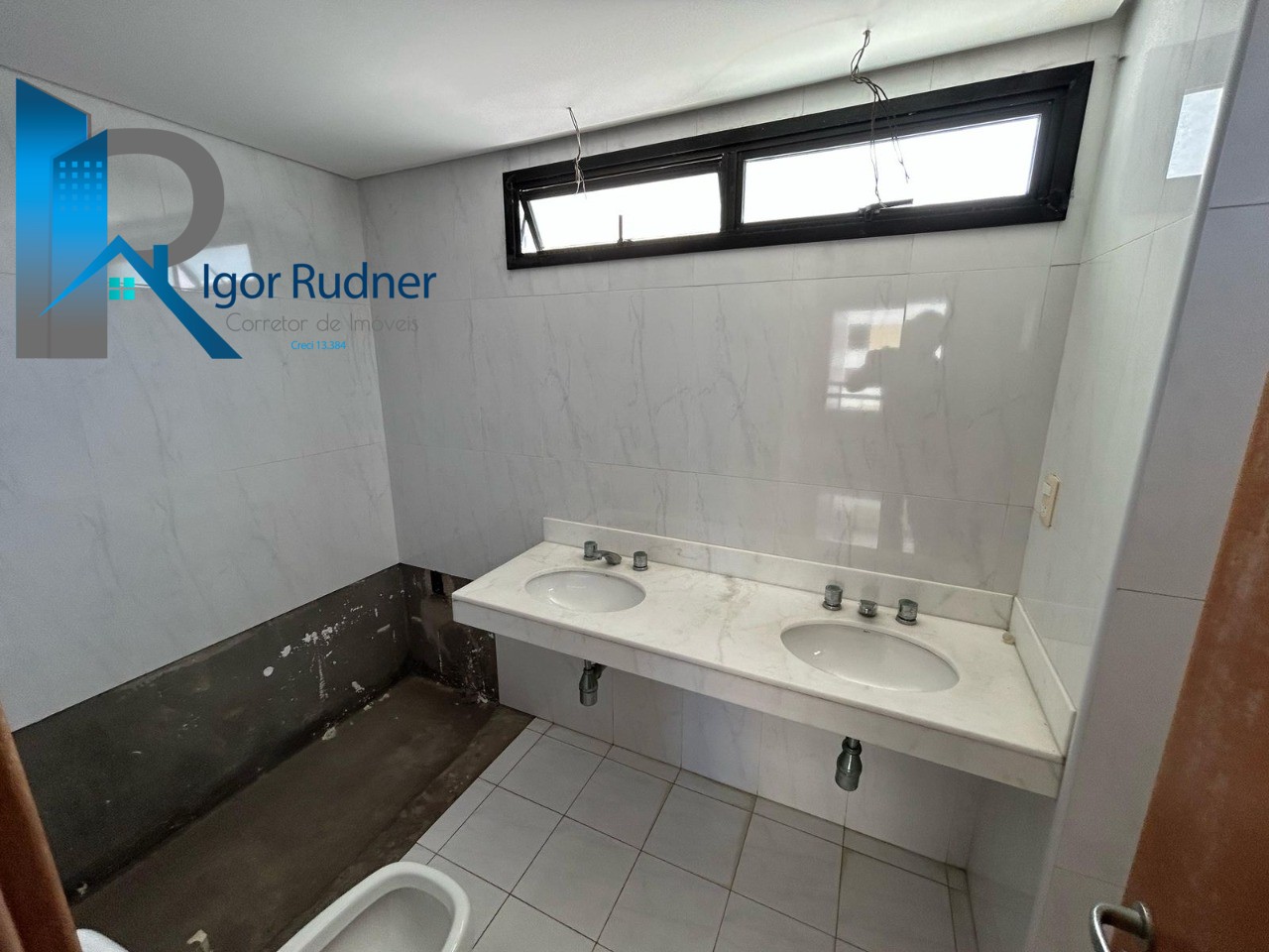Apartamento à venda com 4 quartos, 175m² - Foto 19