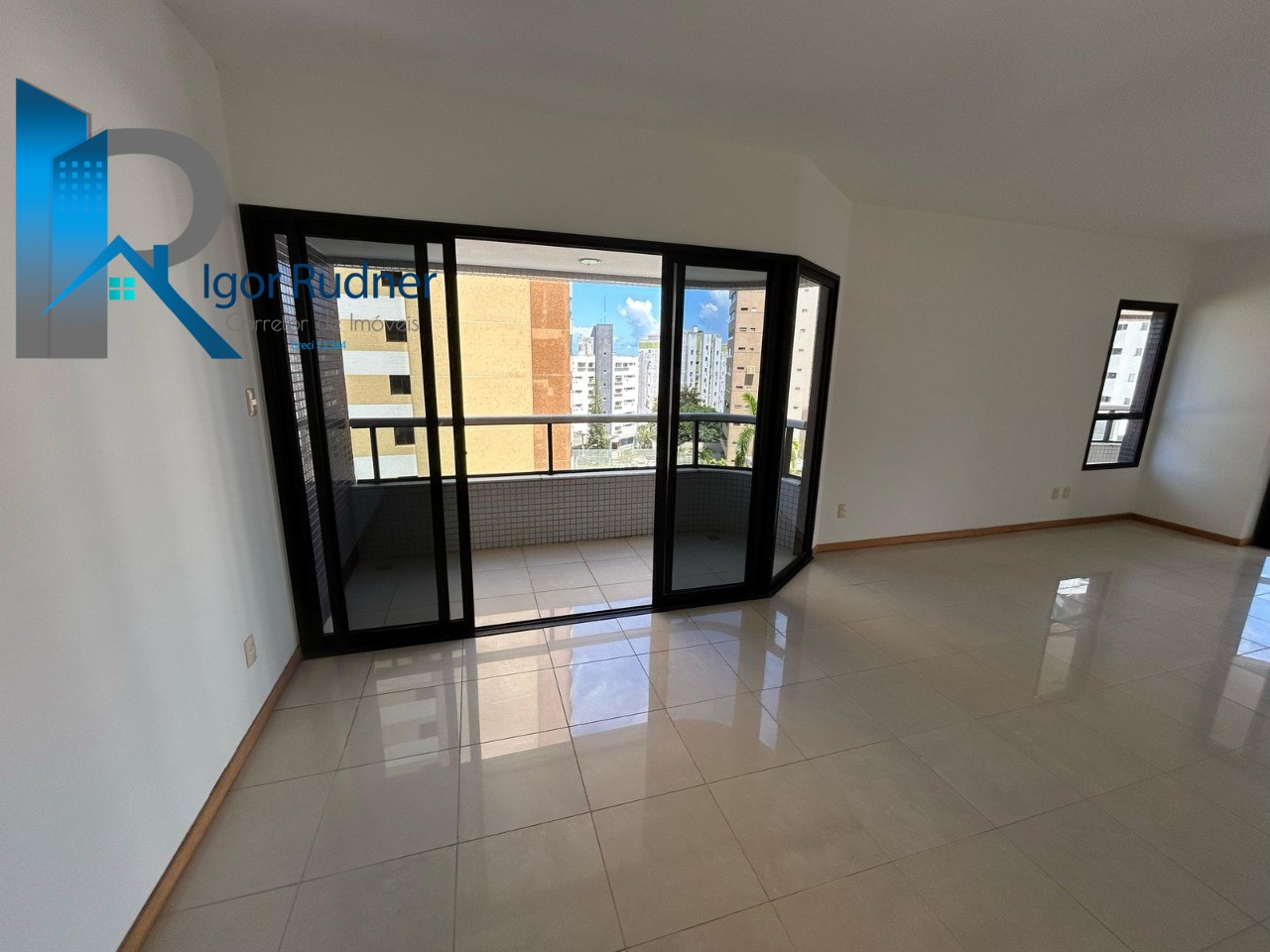 Apartamento à venda com 4 quartos, 175m² - Foto 7