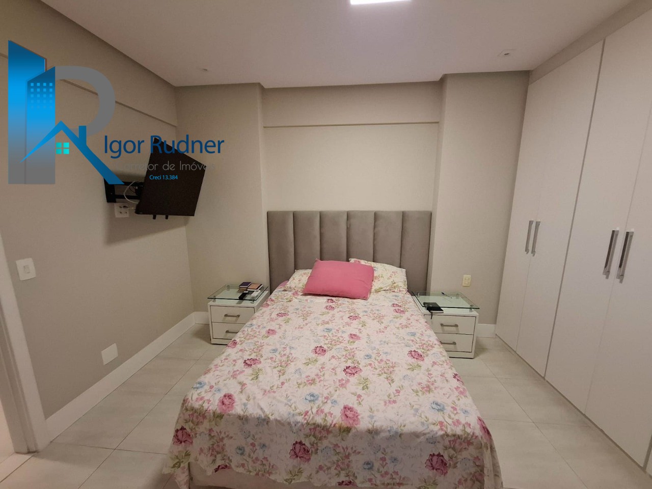 Apartamento à venda com 4 quartos, 151m² - Foto 21