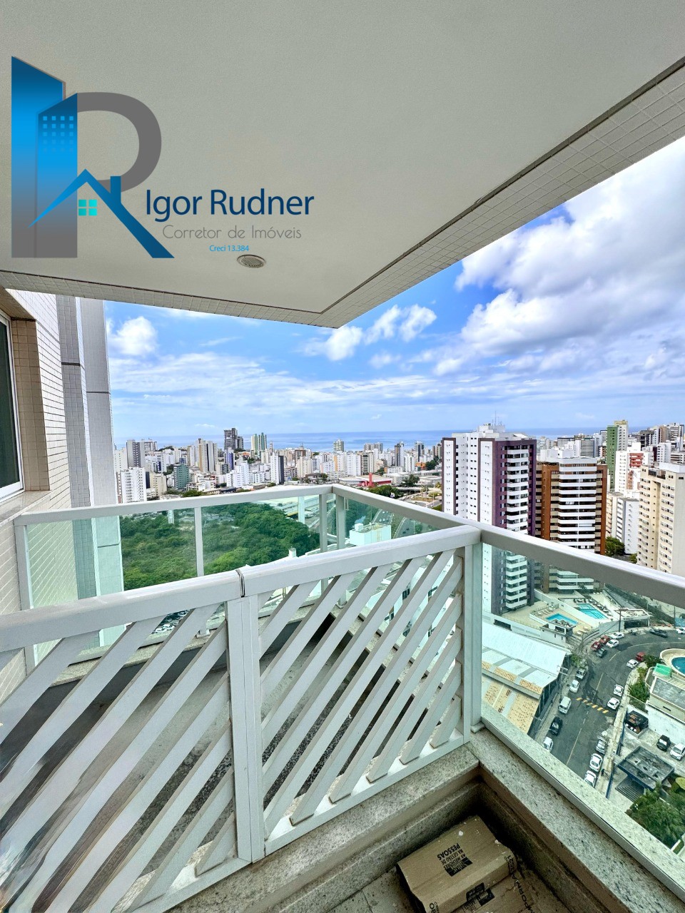 Apartamento à venda com 3 quartos, 126m² - Foto 2