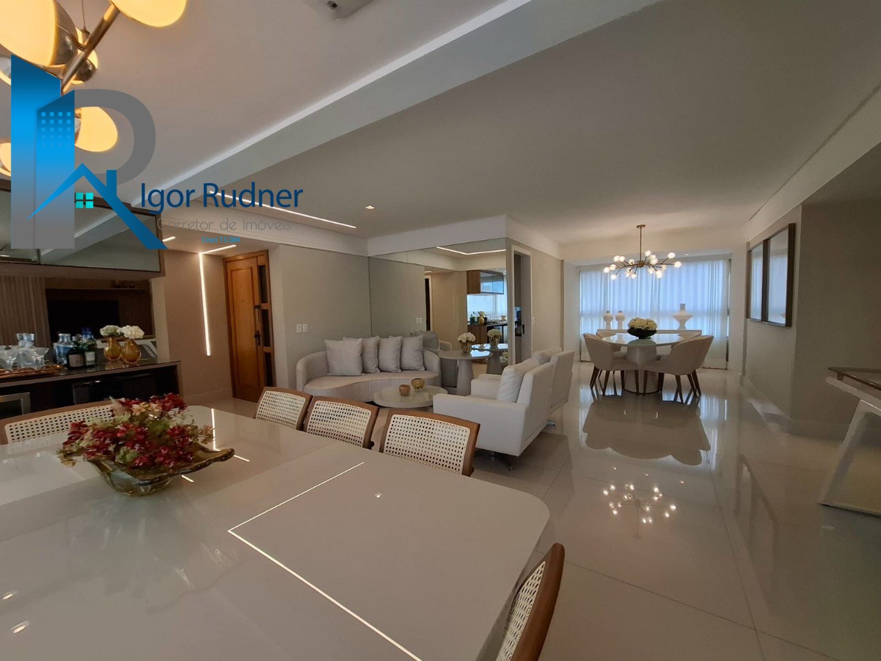 Apartamento à venda com 4 quartos, 151m² - Foto 2
