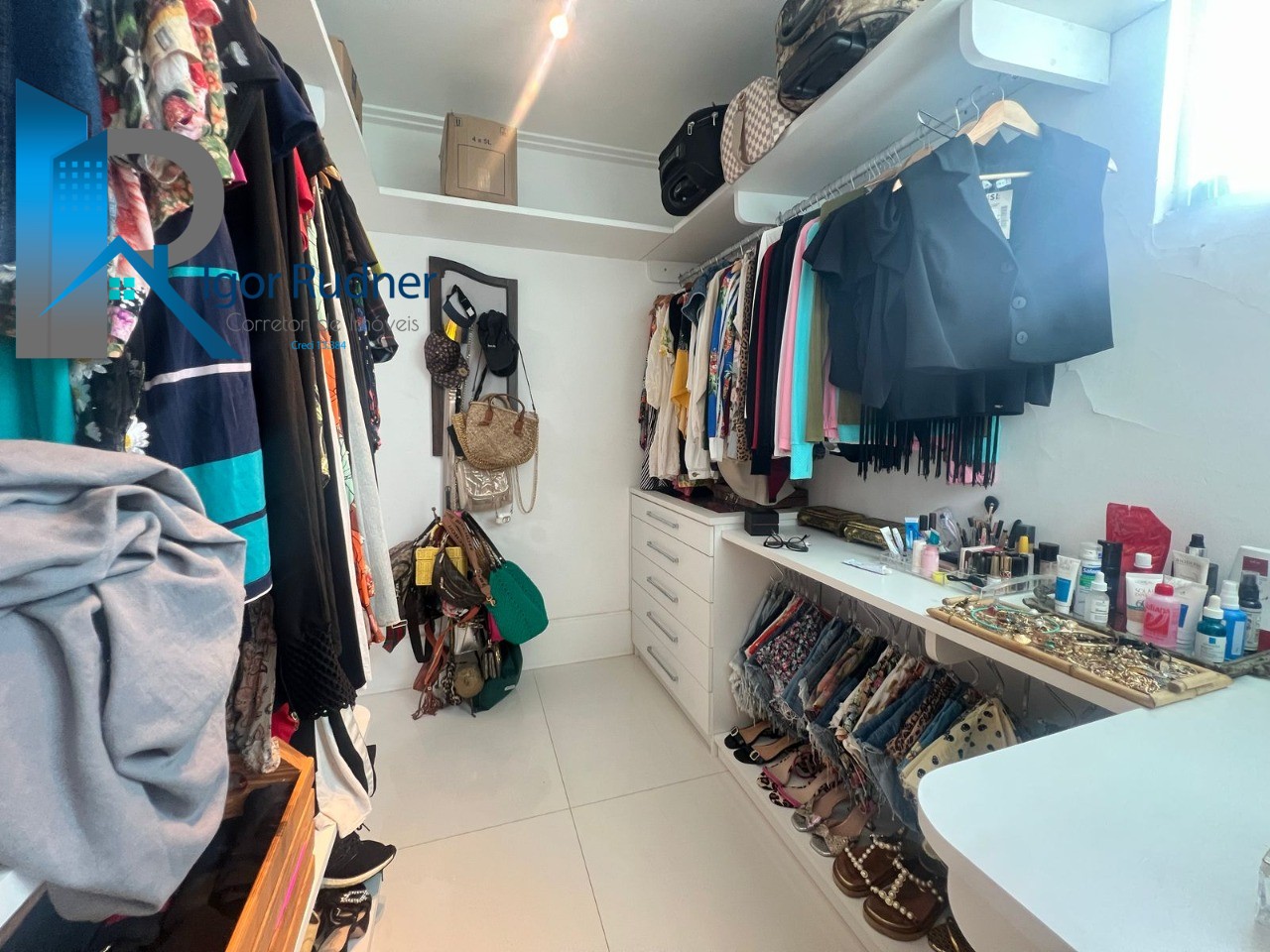 Apartamento à venda com 3 quartos, 135m² - Foto 10