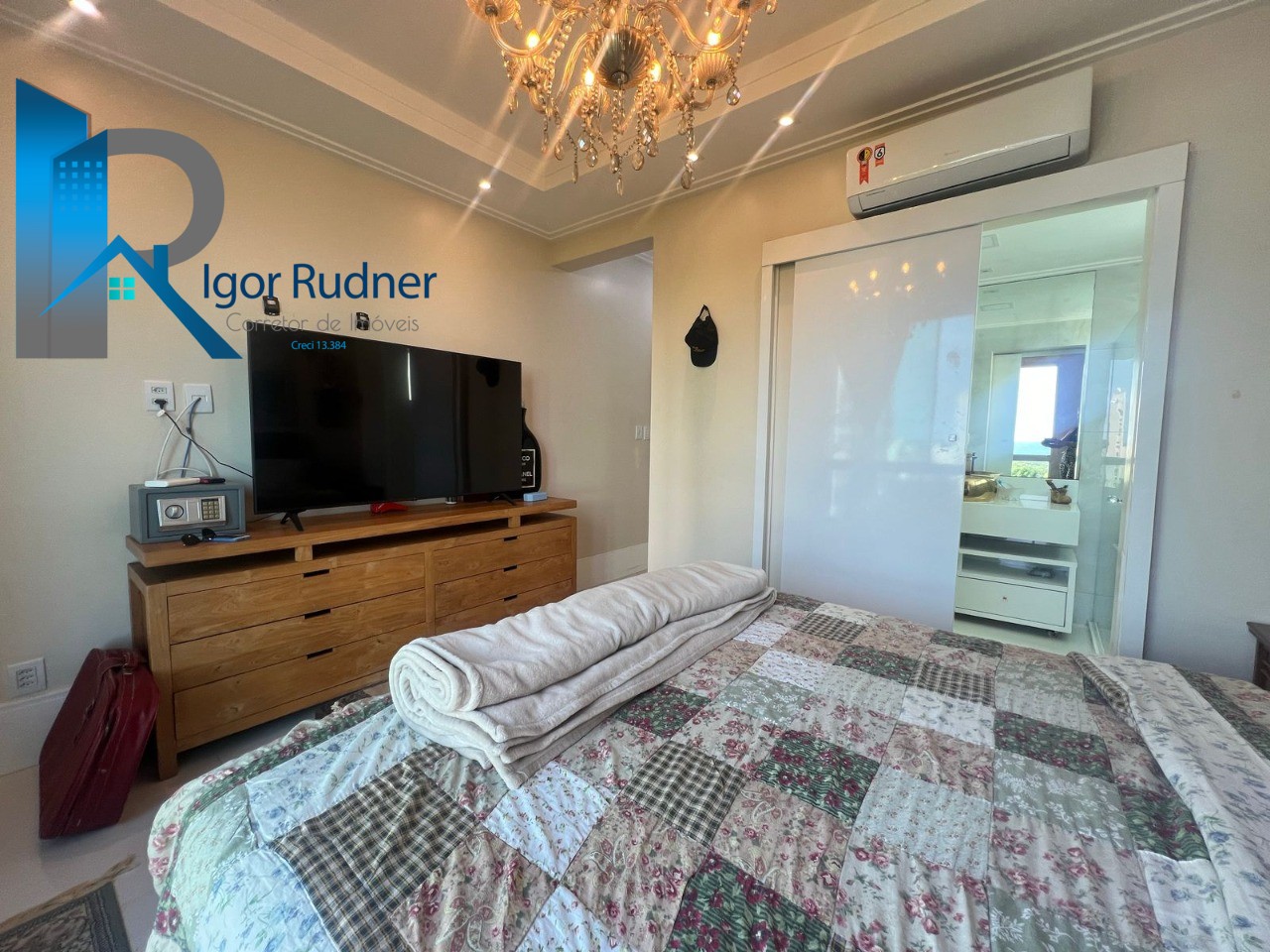 Apartamento à venda com 3 quartos, 135m² - Foto 8