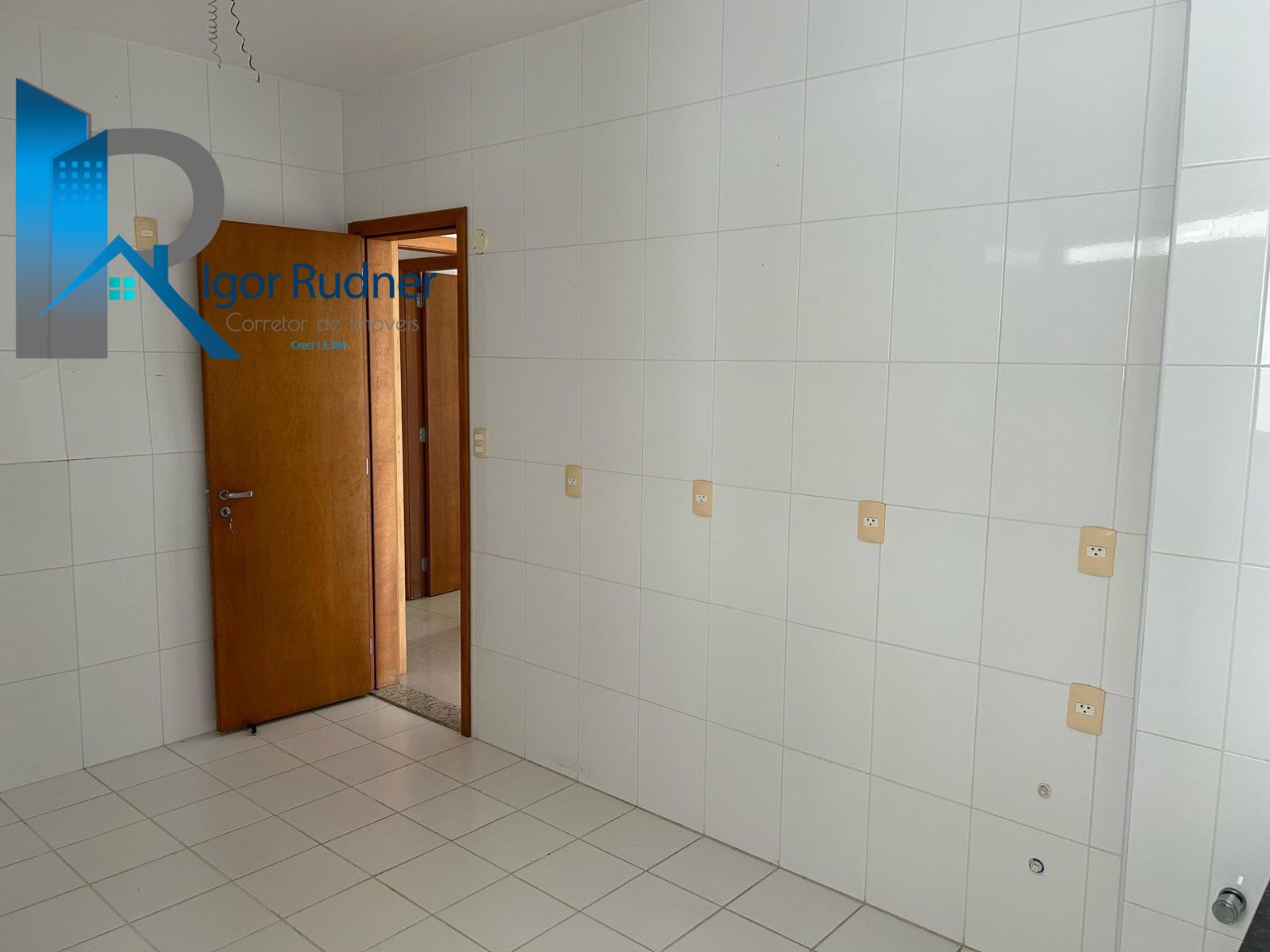 Apartamento à venda com 4 quartos, 175m² - Foto 26