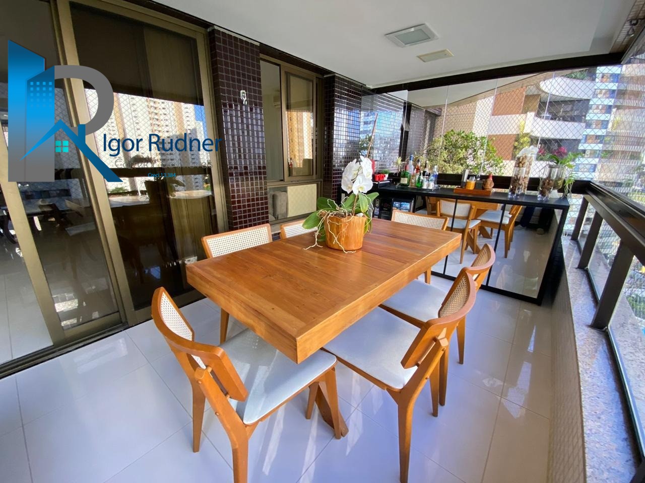Apartamento, 3 quartos, 168 m² - Foto 2