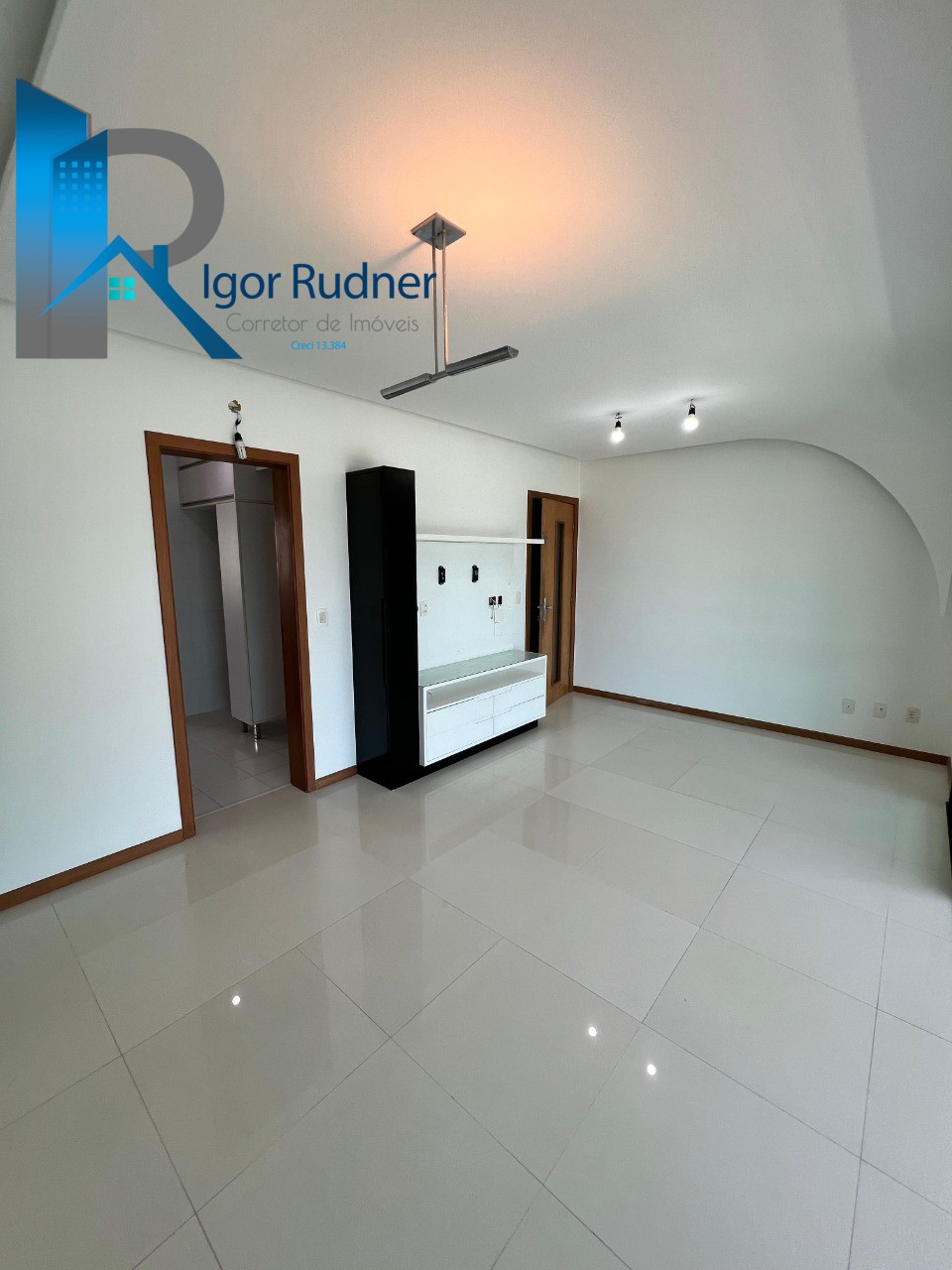 Apartamento à venda com 3 quartos, 106m² - Foto 6