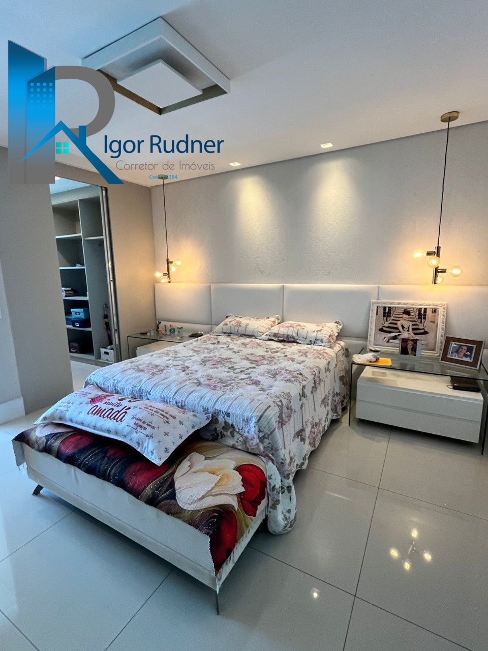 Apartamento à venda com 4 quartos, 261m² - Foto 14