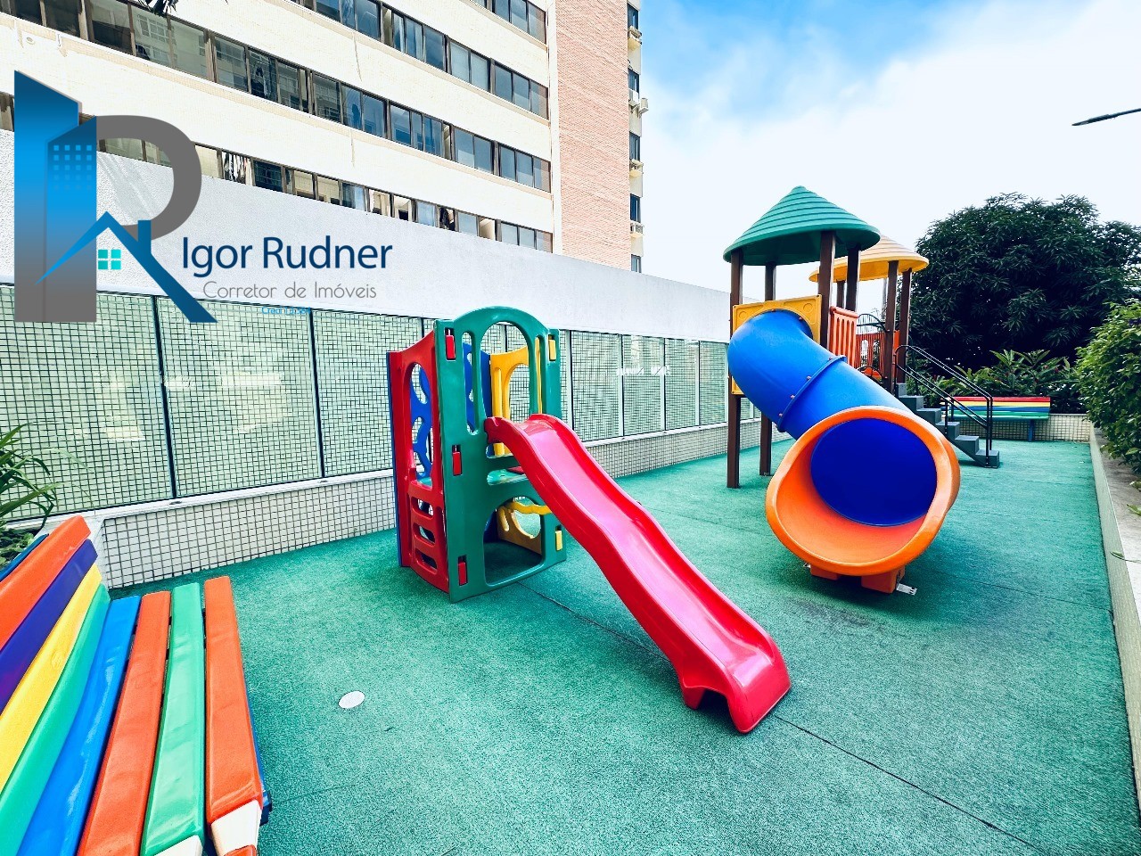Apartamento à venda com 4 quartos, 261m² - Foto 35