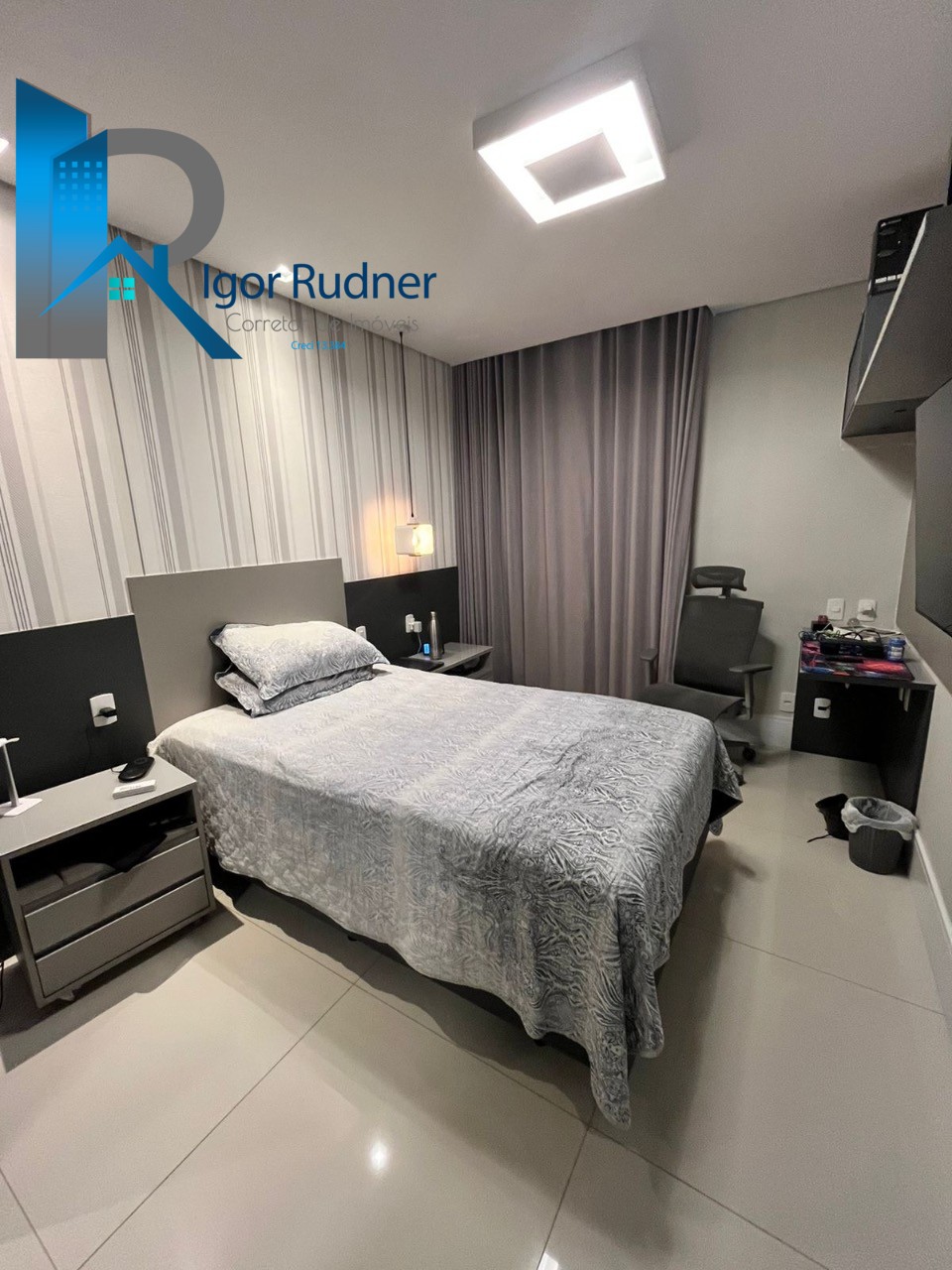 Apartamento à venda com 4 quartos, 261m² - Foto 19