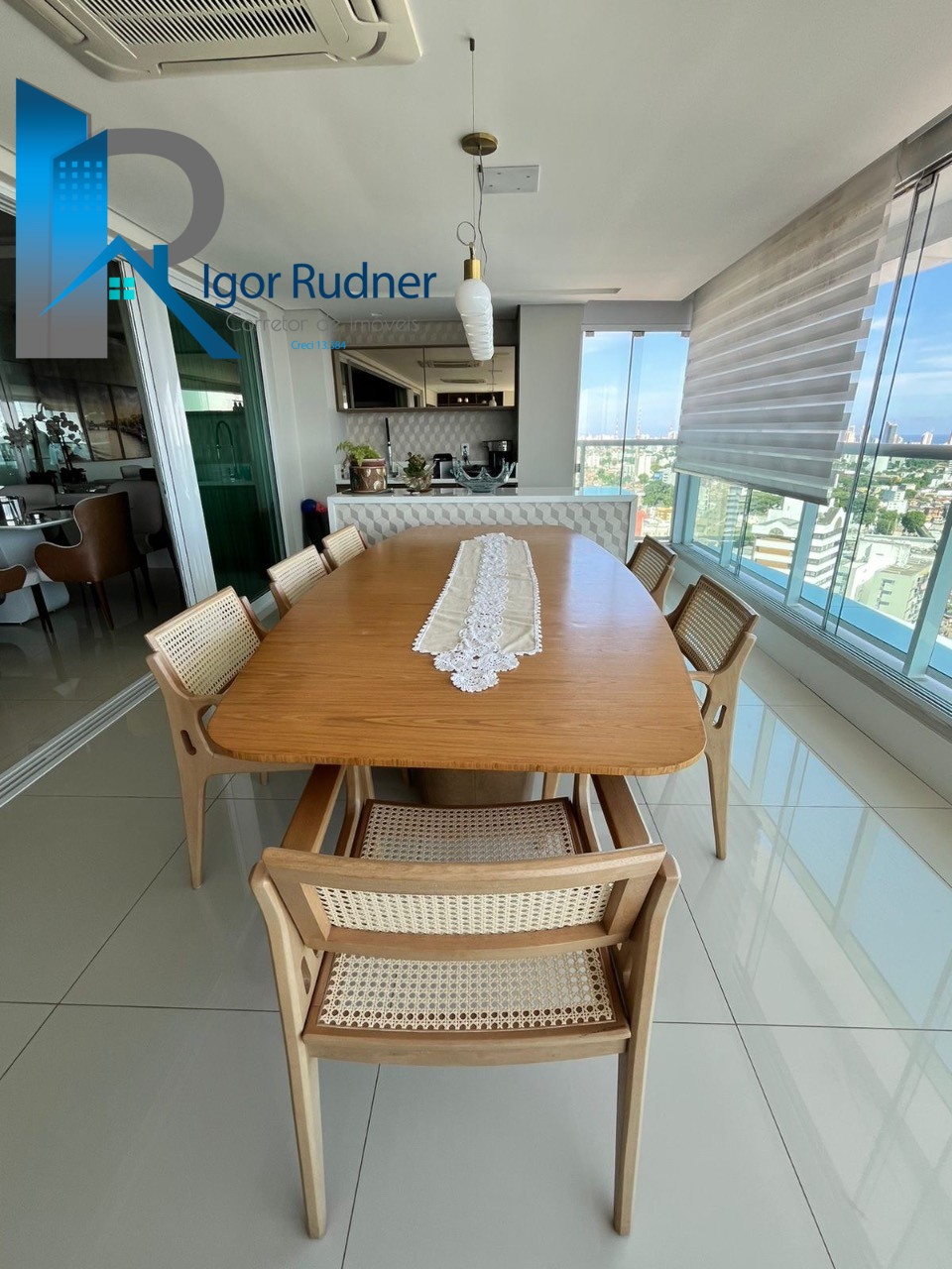 Apartamento à venda com 4 quartos, 261m² - Foto 4