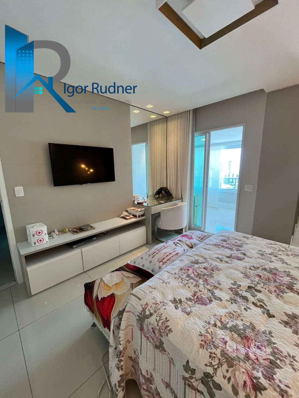 Apartamento à venda com 4 quartos, 261m² - Foto 11