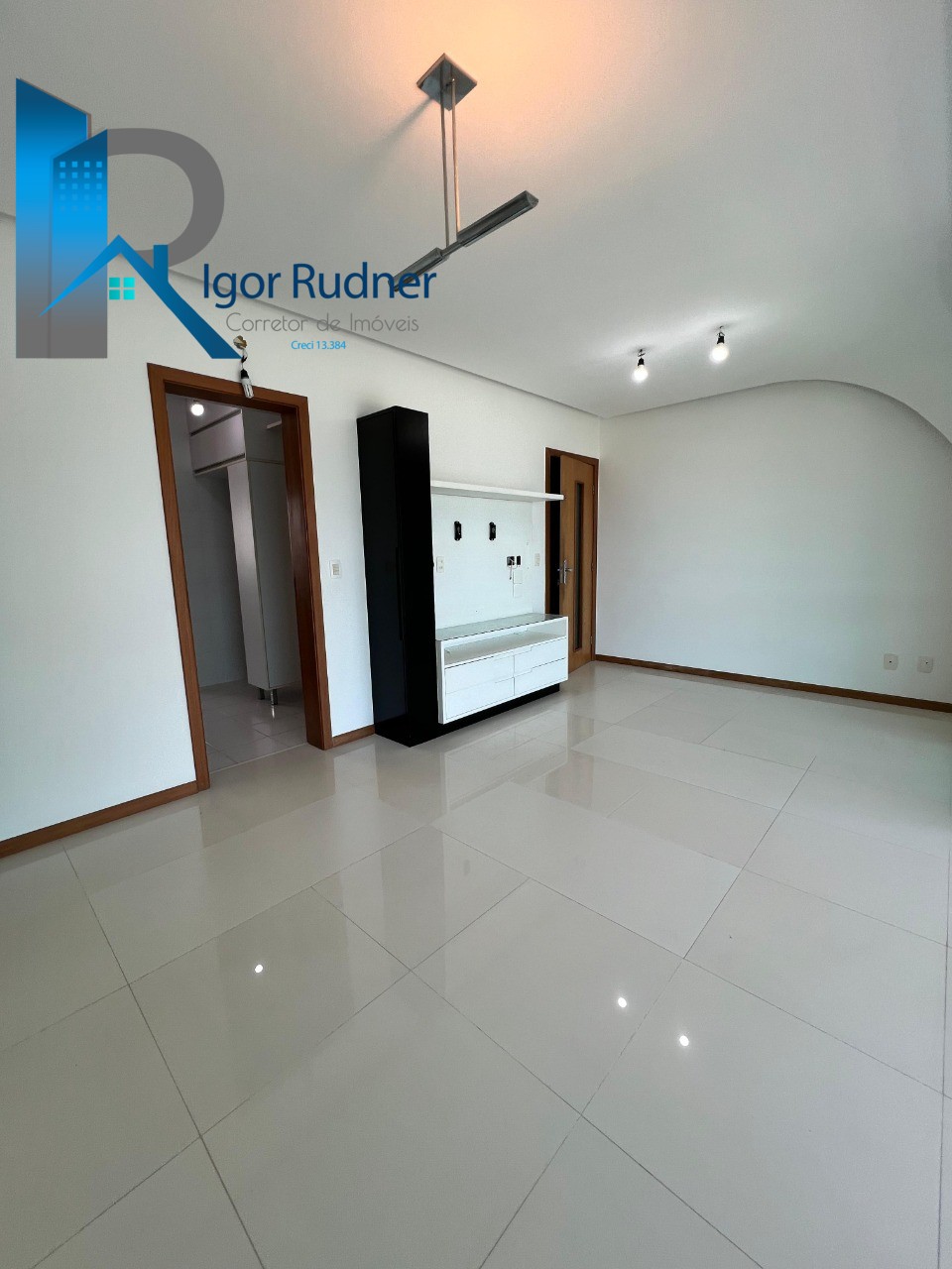 Apartamento à venda com 3 quartos, 106m² - Foto 7