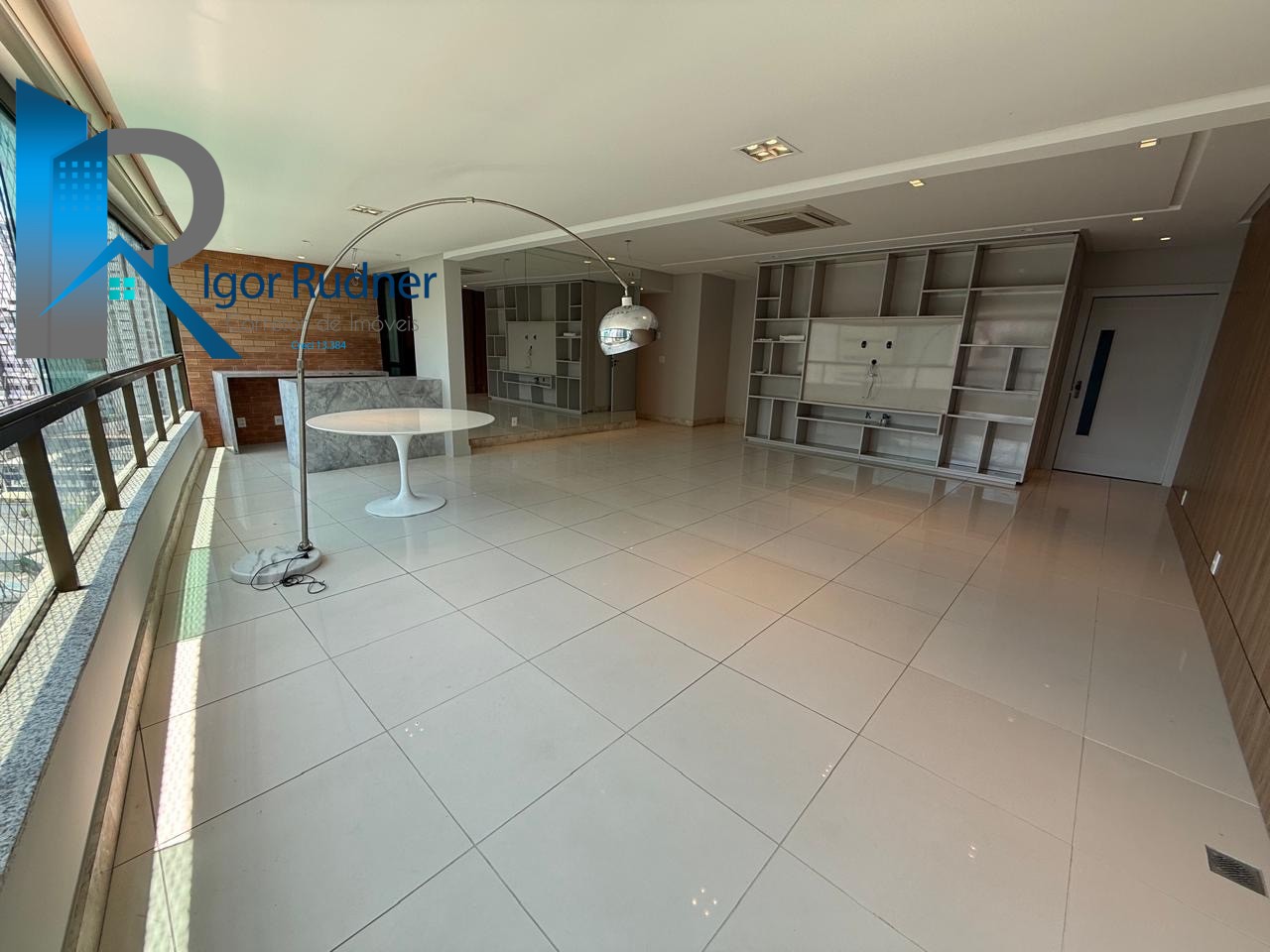 Apartamento à venda com 4 quartos, 185m² - Foto 7