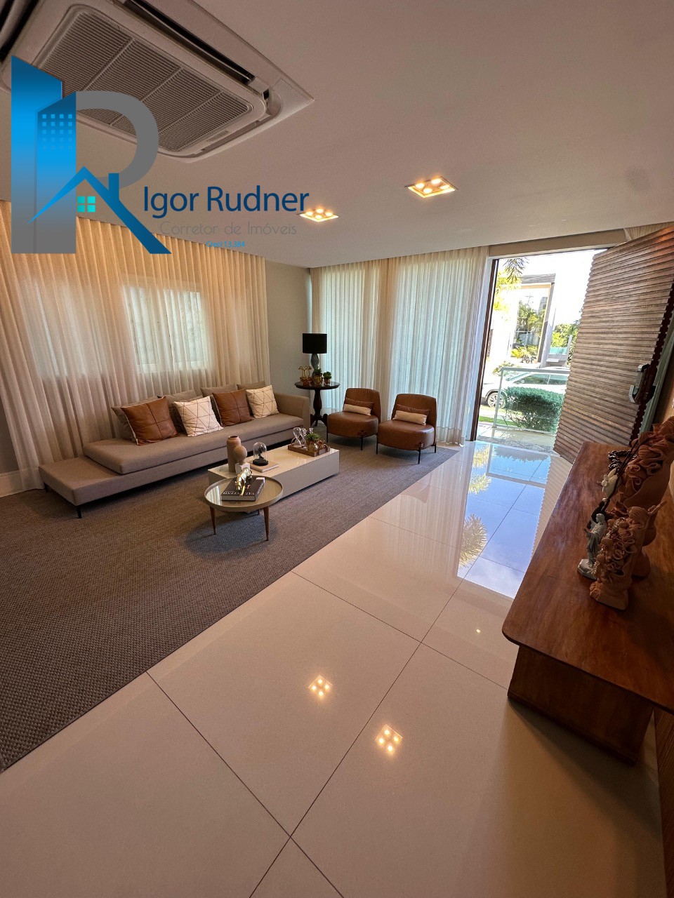 Casa de Condomínio à venda com 4 quartos, 502m² - Foto 2