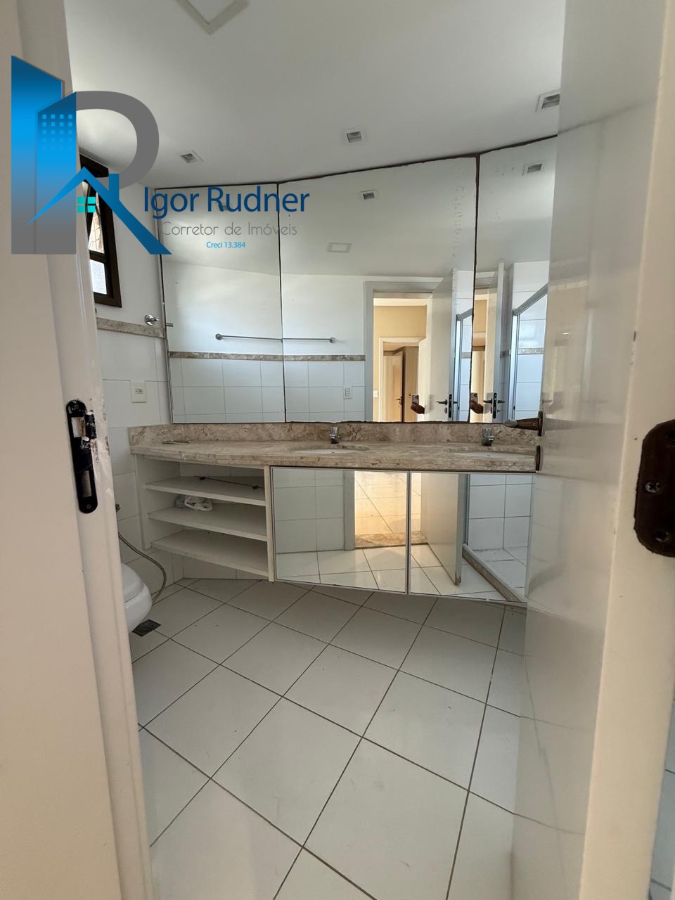 Apartamento à venda com 4 quartos, 185m² - Foto 19