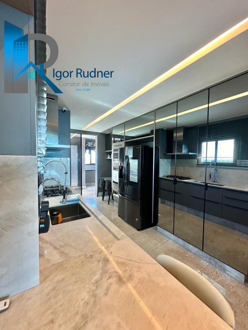 Cobertura à venda com 4 quartos, 374m² - Foto 24