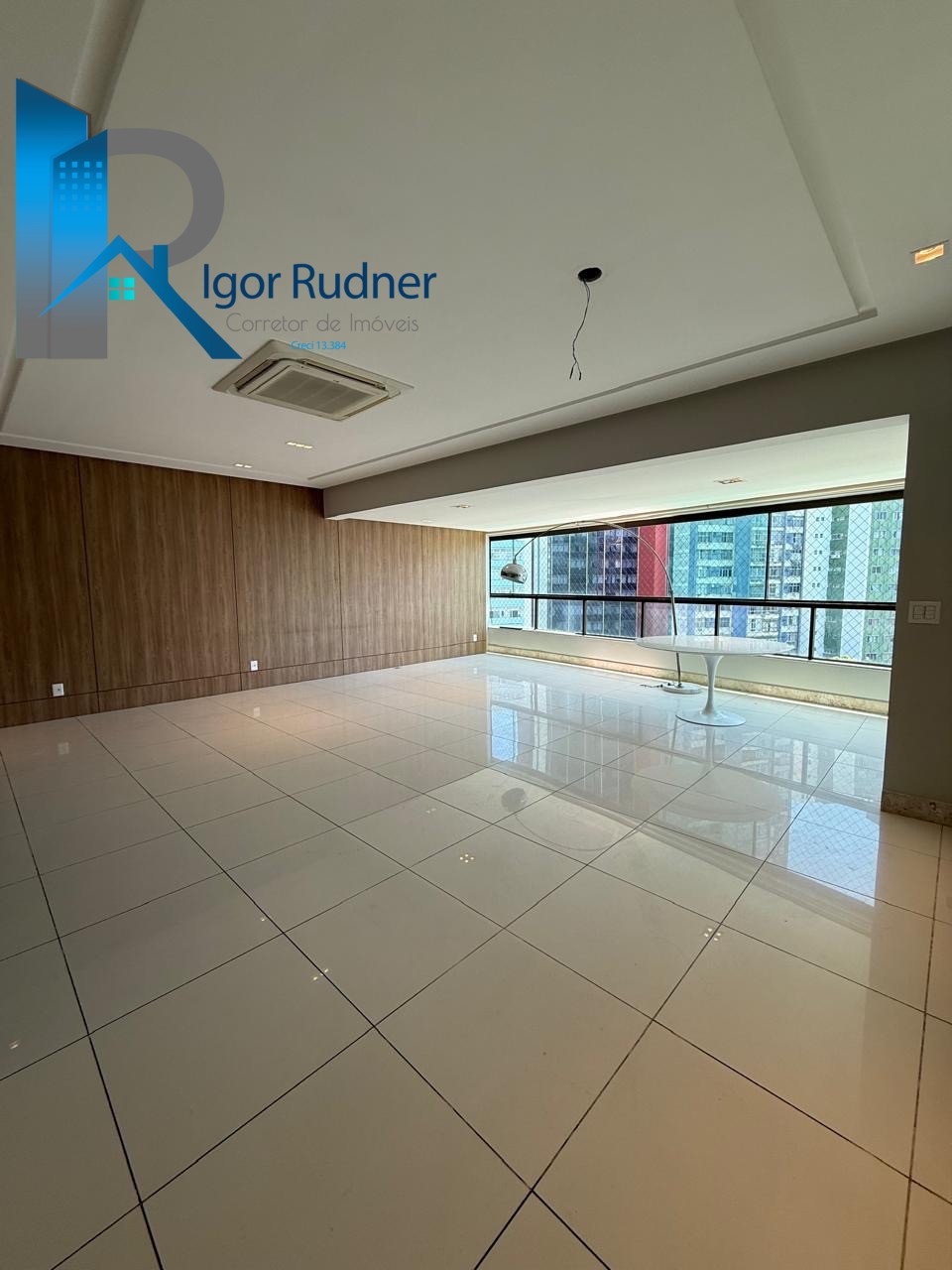 Apartamento à venda com 4 quartos, 185m² - Foto 5