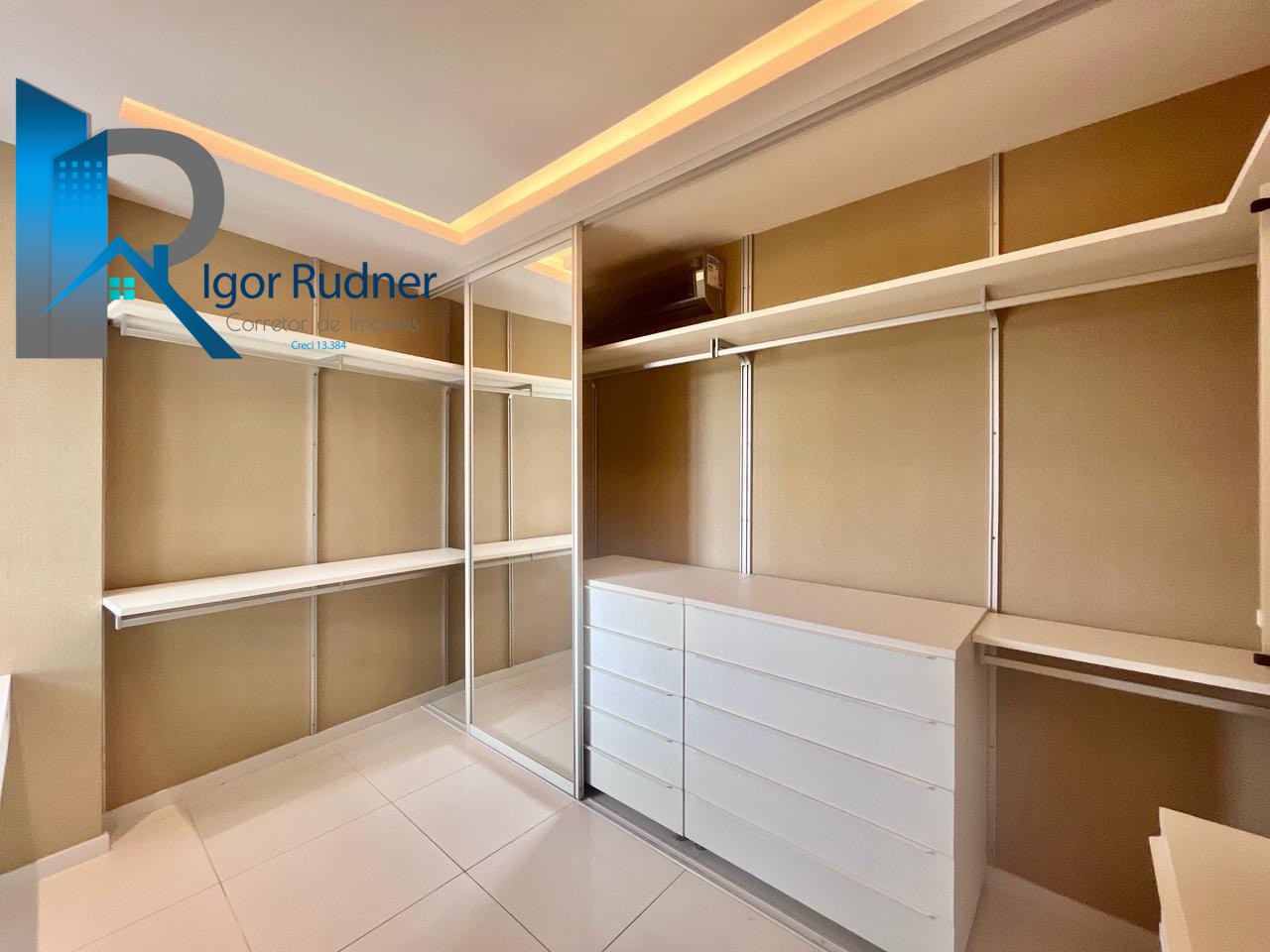 Apartamento à venda com 4 quartos, 185m² - Foto 44